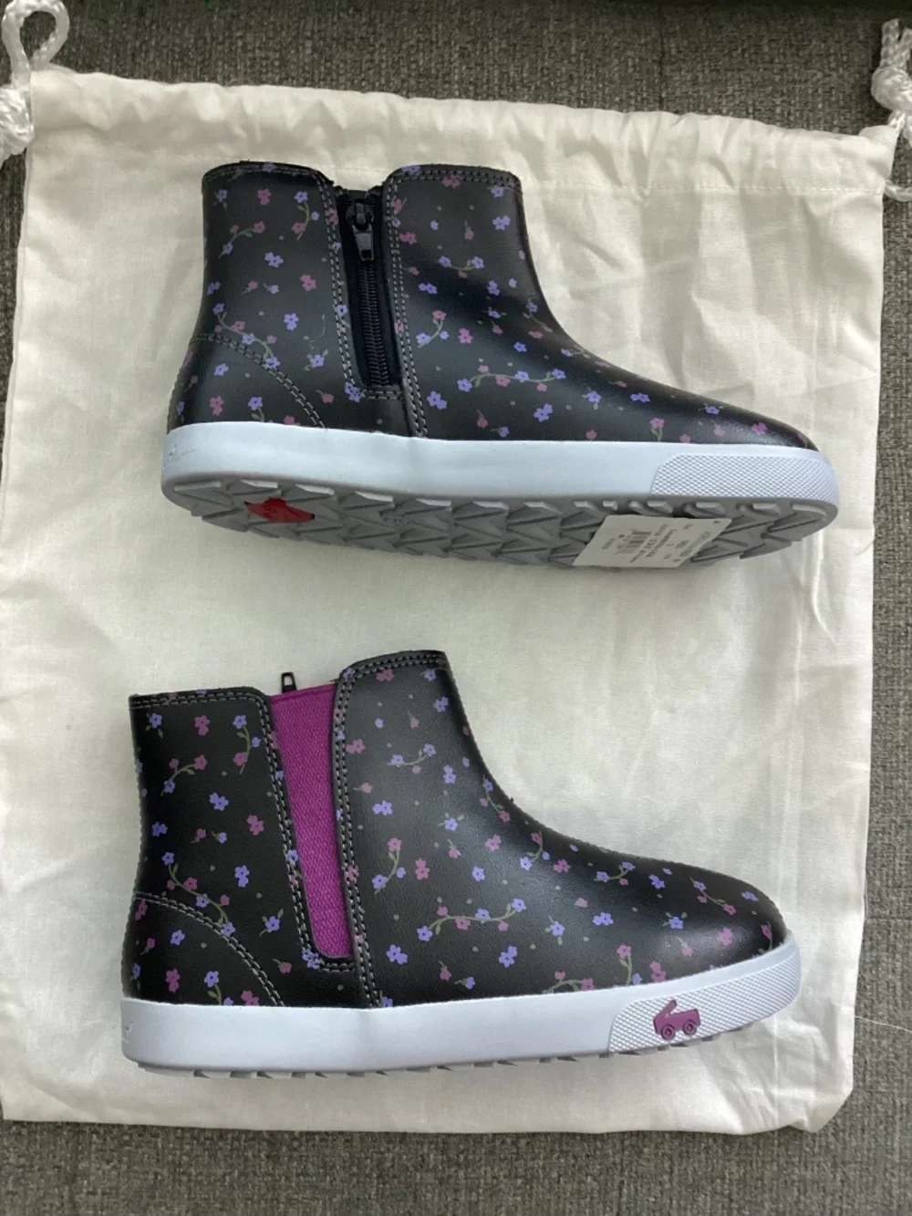 See Kai Run Kids' Keegan II High Top Sneaker, size 13